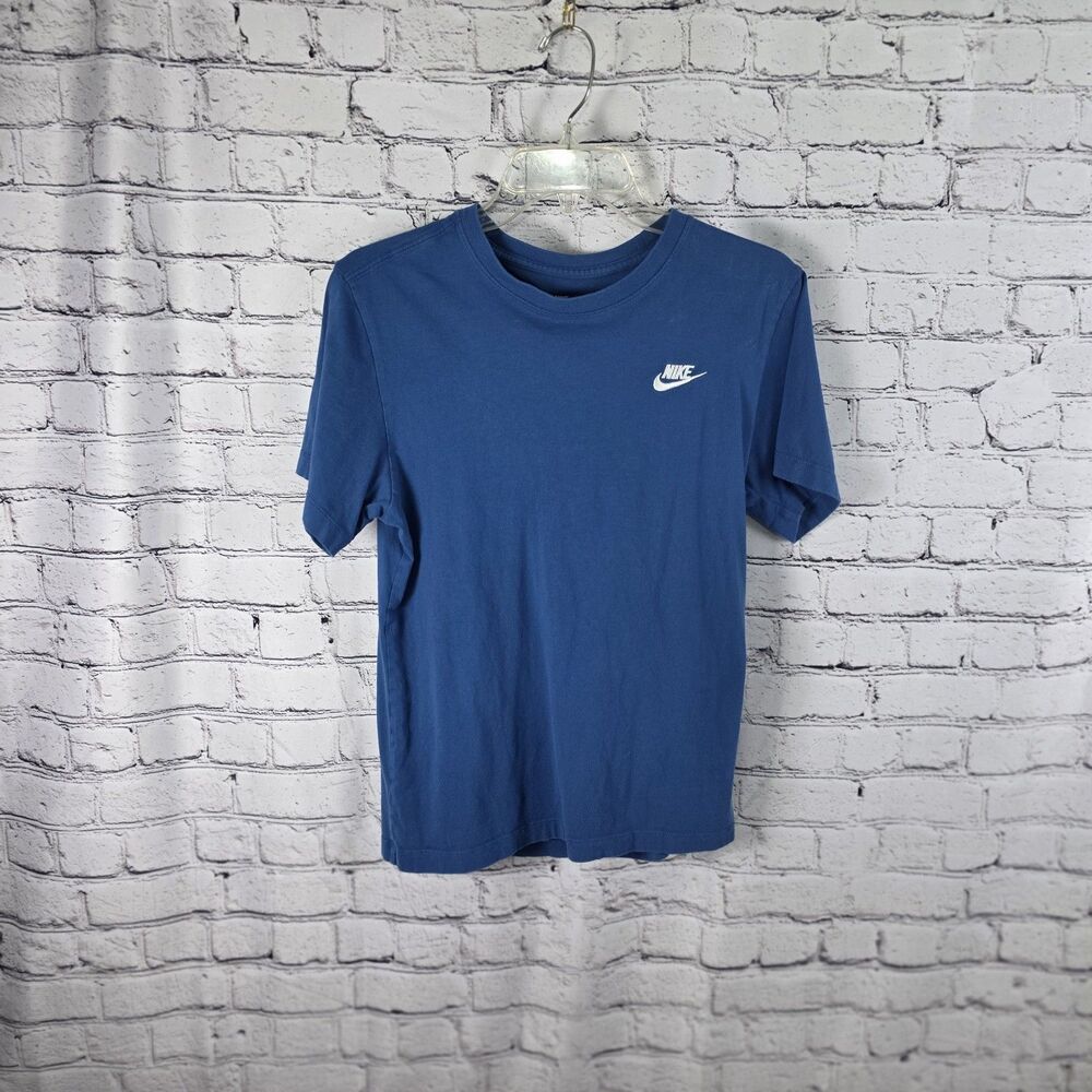 Nike Shirt Mens Small Blue Logo Tee Tagless Jersey Athletic Casual Crewneck